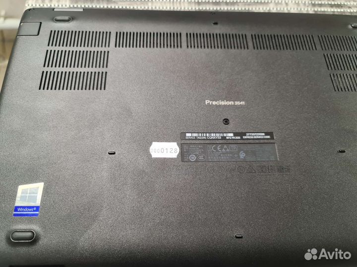 Ноутбук Dell Precision 3541 i7 32GB DDR4 512GB SSD