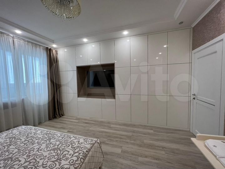 2-к. квартира, 68,4 м², 12/19 эт.