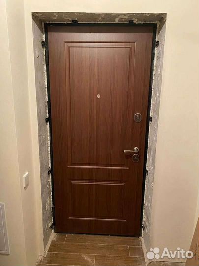 Дверь входная металлическая