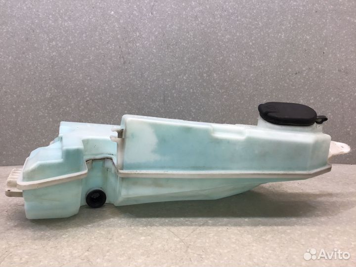 Бачок омывателя лобового стекла Nissan Almera (G15