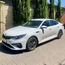 Kia Optima 2.0 AT, 2019, 319 000 км, с пробегом, цена 1 150 000 руб.