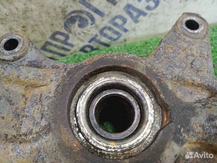 Поворотный кулак передний левый Mazda 6 Gg седан