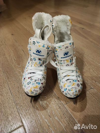 Коньки фигурные 28 размер