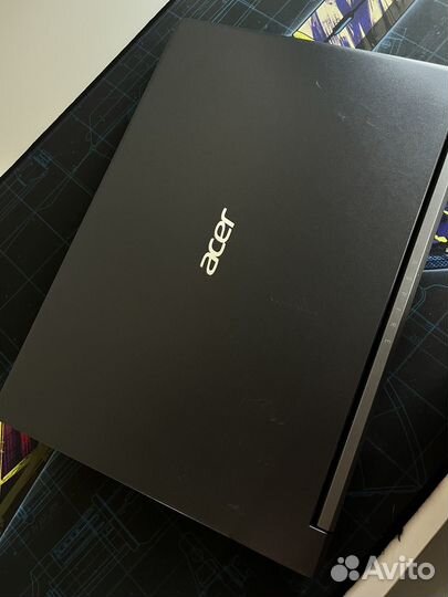 Игровой ноутбук Aser Aspire 7
