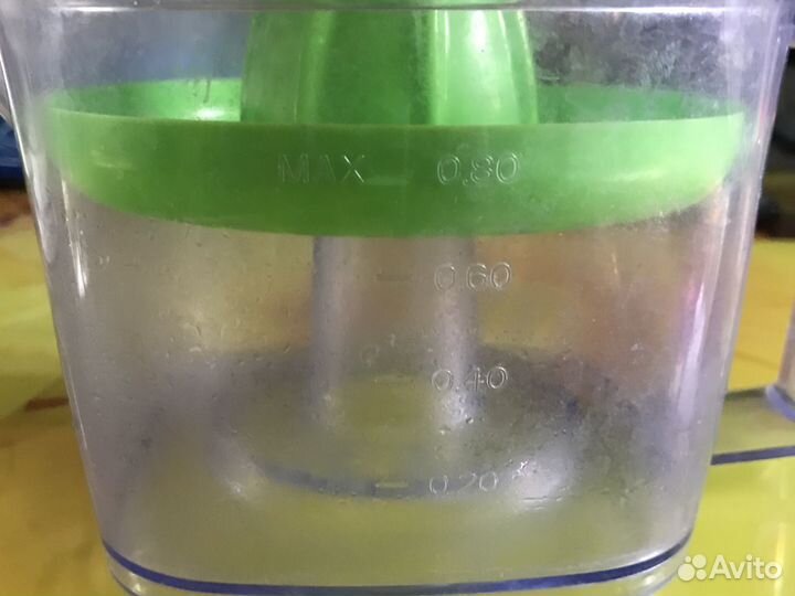 Механическая соковыжималка