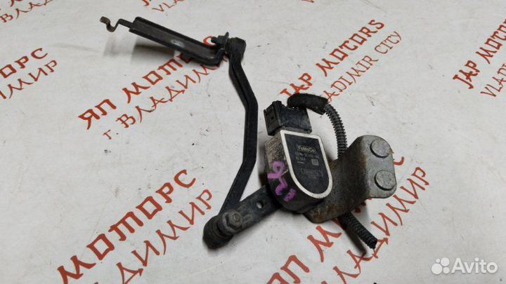 Датчик высоты дорожного просвета Volvo V70