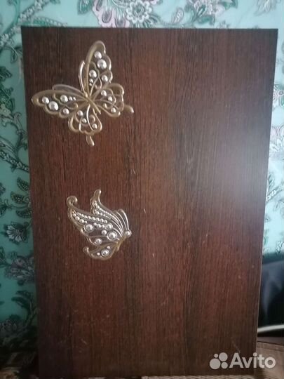 Полка шкафчик для лаков, диафильмов итд