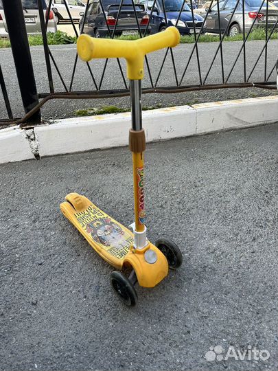 Самокат детский трехколесный