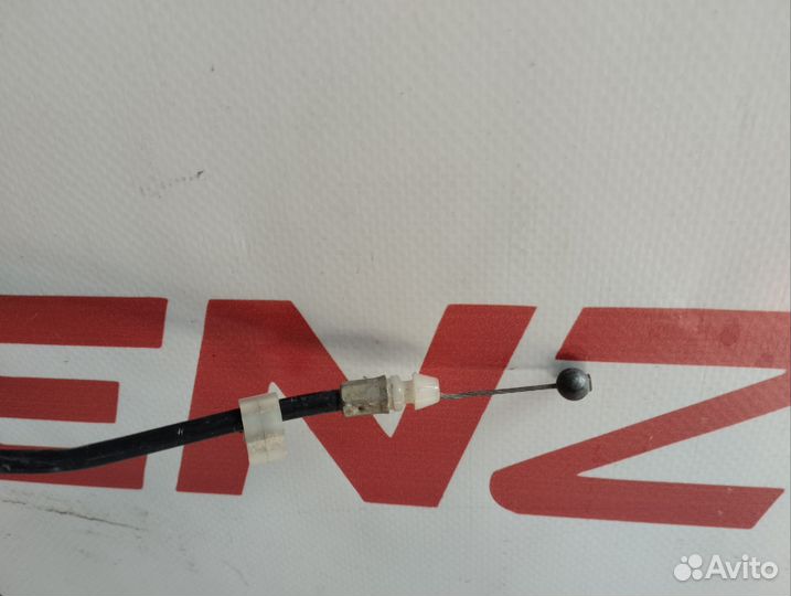 Трос замка капота с ручкой Митсубиси Лансер 9