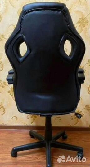 Компьютерное игровое кресло