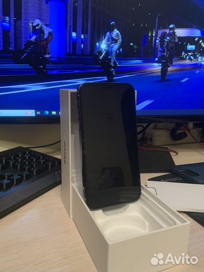 Apple iPhone XR в корпусе 14pro