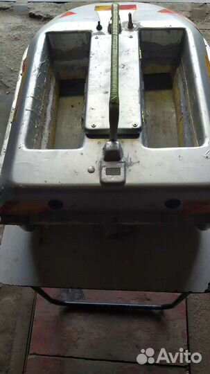 Прикормочный кораблик