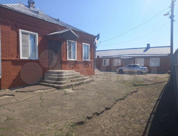 Дом 140 м² на участке 100 сот.