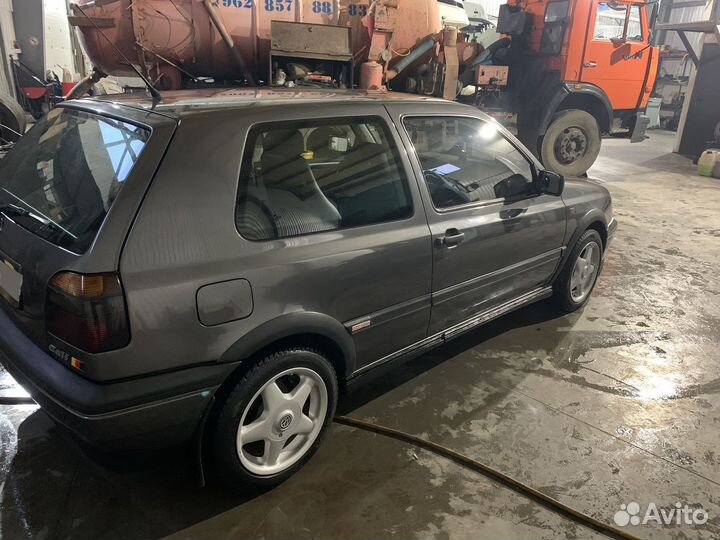 Volkswagen Golf 2.0 МТ, 1994, 210 000 км