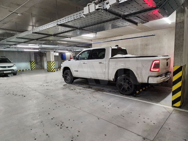 Машиноместо, 13 м²