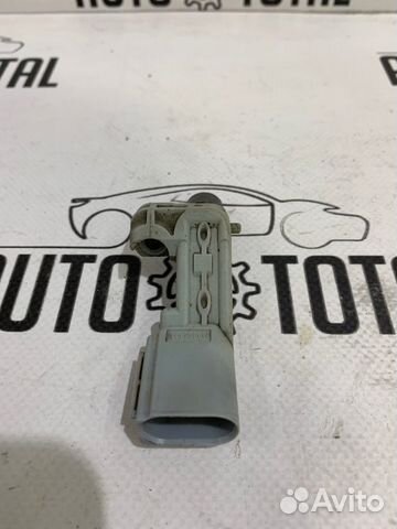 Датчик коленвала Volkswagen Polo sedan (MK5) cfna