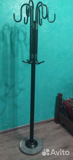 Вешалка напольная