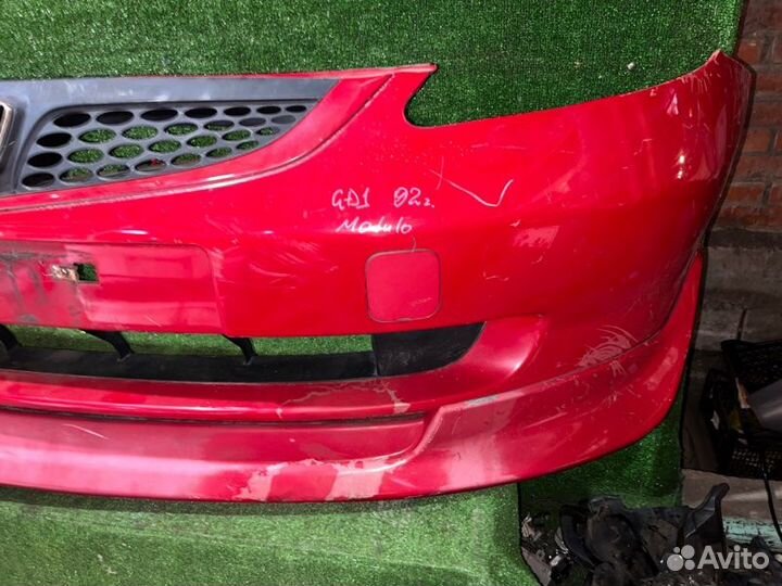 Бампер передний Honda Fit GD1