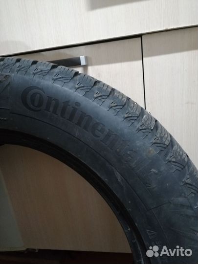 Continental IceContact 2 215/65 R17