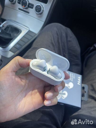 Беспроводные наушники