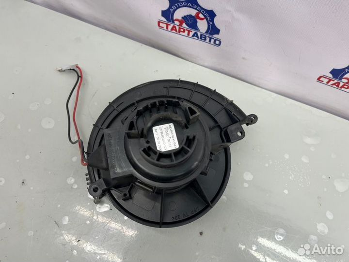 Моторчик отопителя Opel Astra H Gtc хэтчбек Z16XEP