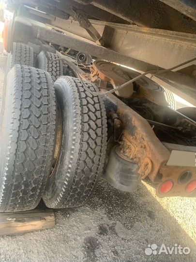 Freightliner Columbia, 2003