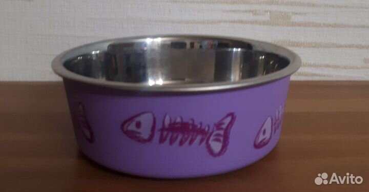 Миска металлическая на резинке