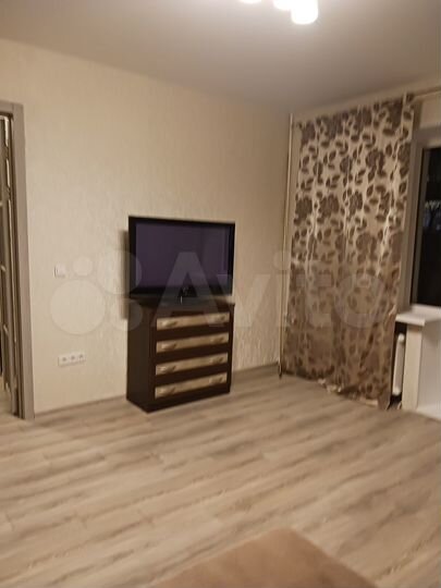 2-к. квартира, 48 м², 3/3 эт.