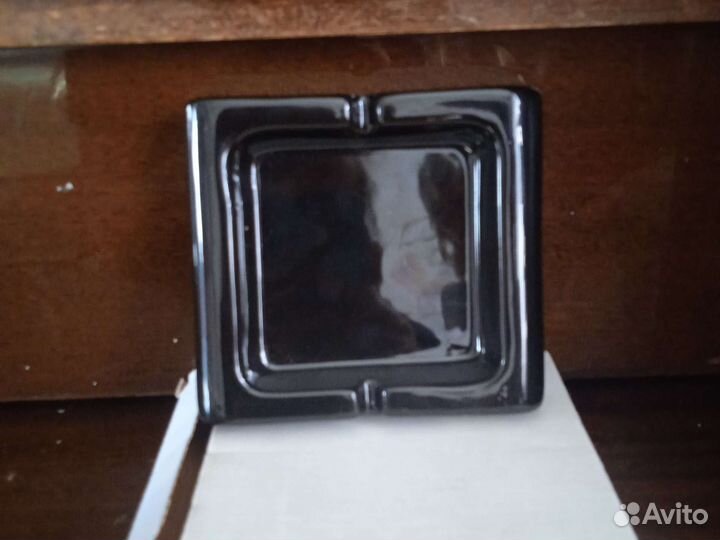 Пепельница чëрная