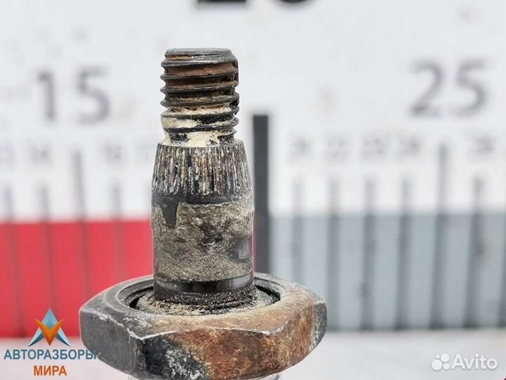 Моторчик заднего стеклоочистителя (дворника)