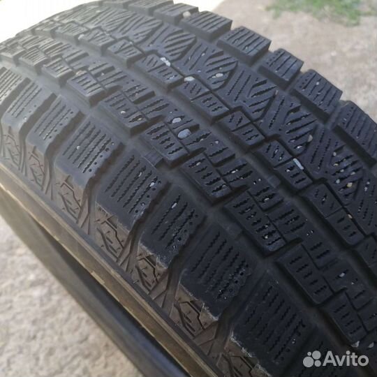 Habilead SnowShoes AW33 185/65 R15 88H