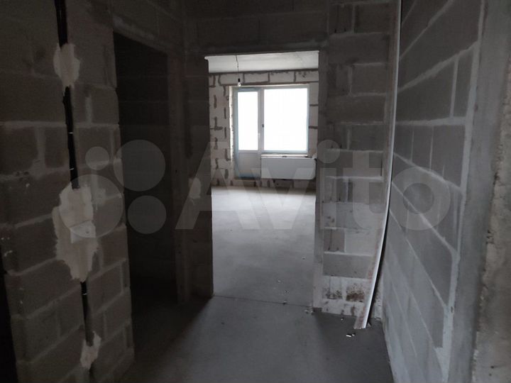 3-к. квартира, 76 м², 1/12 эт.