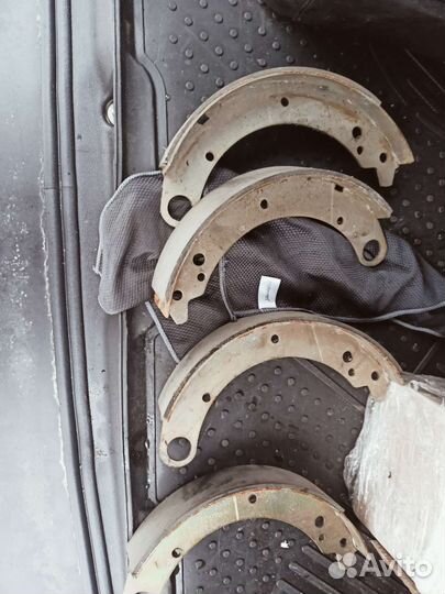 Тормозные колодки задние газель