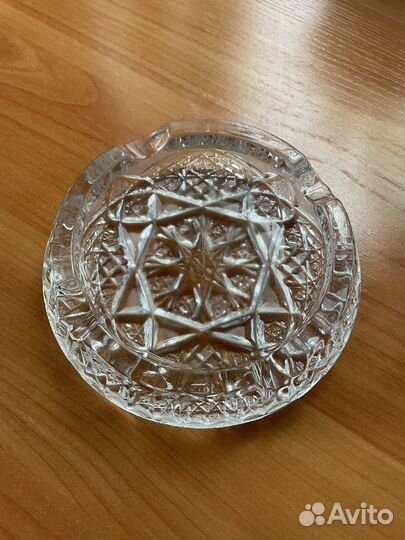 Хрустальная пепельница