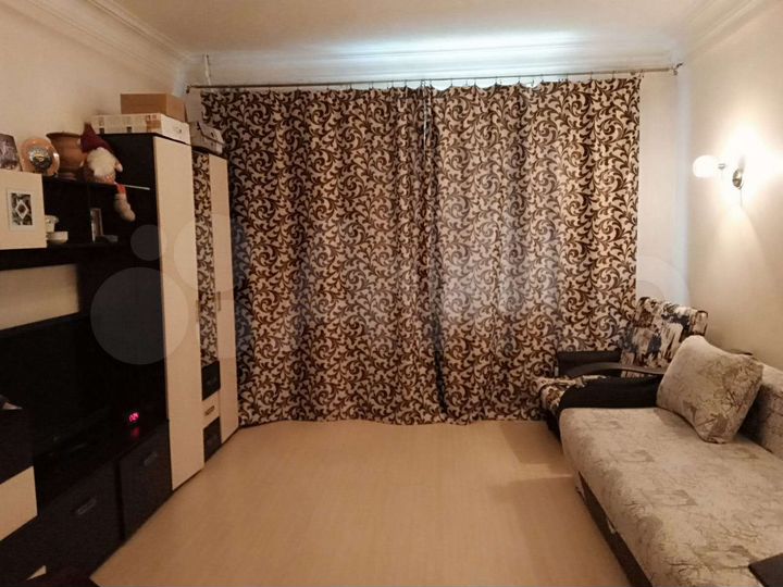 2-к. квартира, 63 м², 1/4 эт.