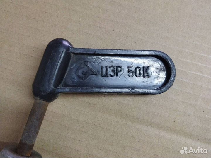 Шприц масленка для смазки узлов автомобиля