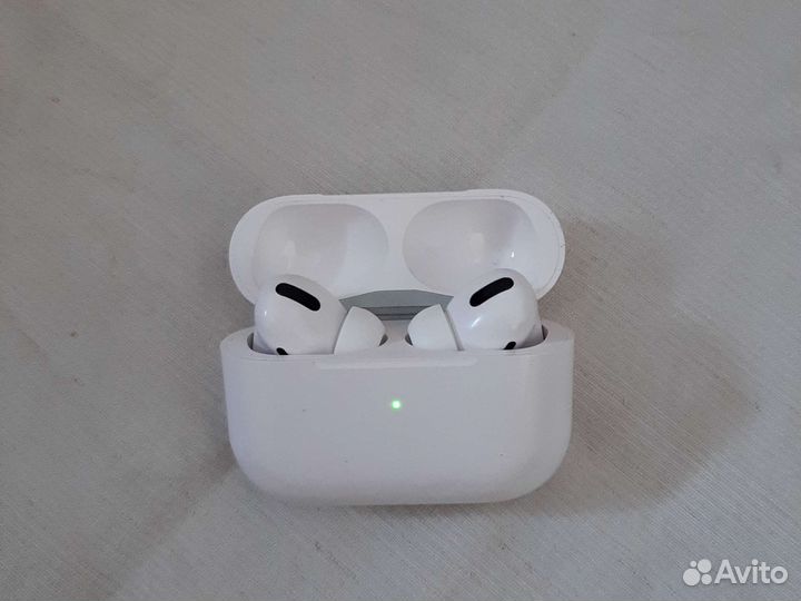 Беспроводные наушники AirPods Pro комплект (копия)