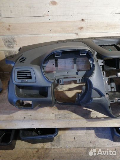 Торпедо Chevrolet Cobalt