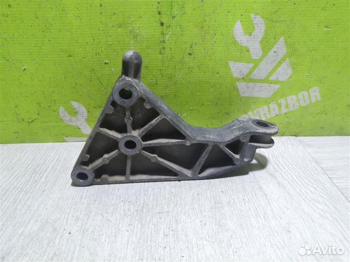 Кронштейн кпп Опель Астра Джи 98-05