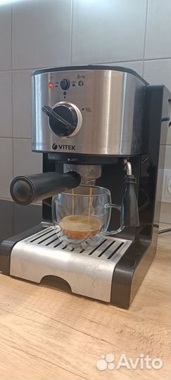 Кофеварка рожковая vitek VT-1513 с кофемолкой