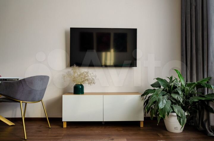 2-к. квартира, 42 м², 8/13 эт.