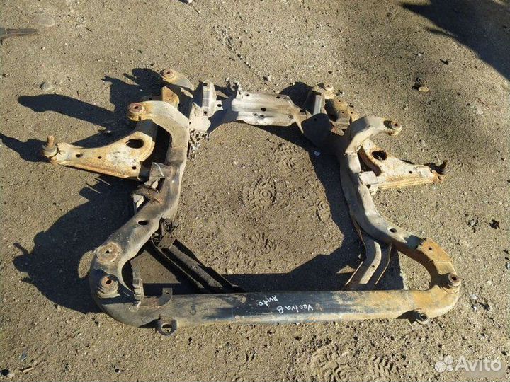 Подрамник передний Opel Vectra B 1999