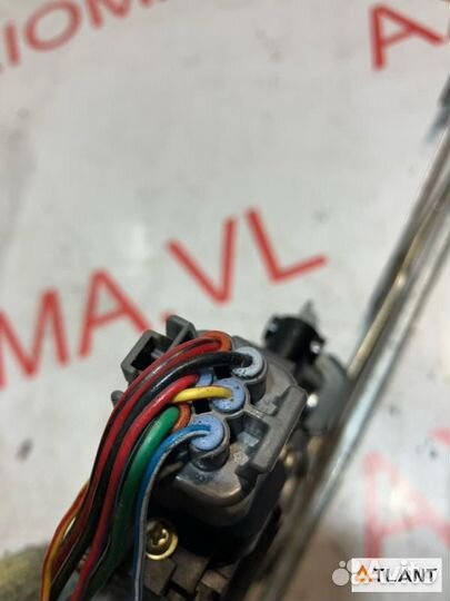 Стеклоподъемник передний правый mitsubishi colt