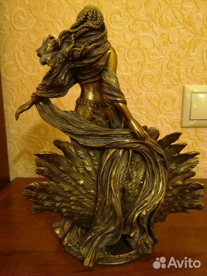 Статуэтка Богиня Семейного счастья Гера