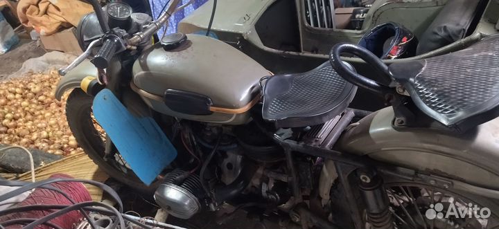Продаю мотоцикл Урал