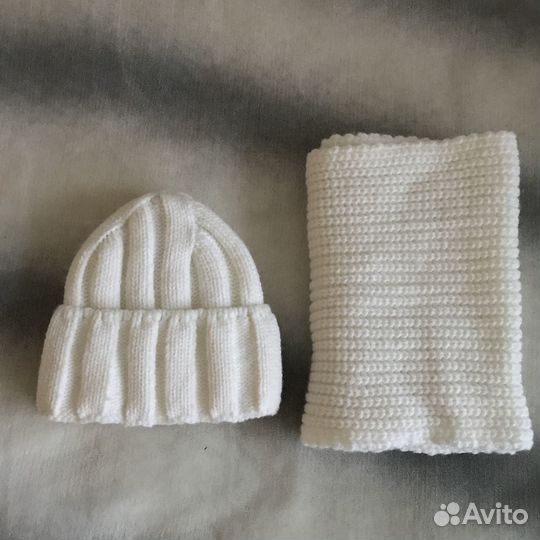 Новый комплект шапка и шарф