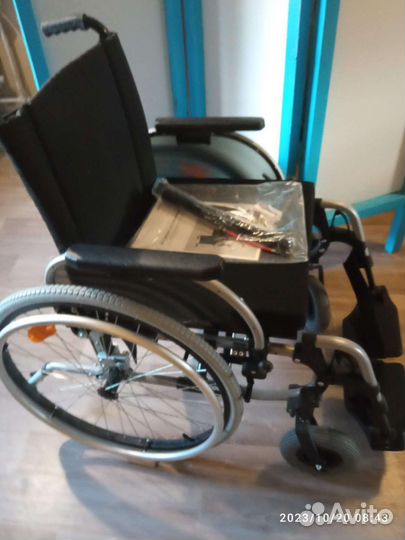 Инвалидная коляска новая