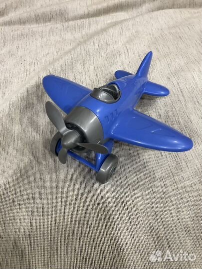 Детские игрушки самолет