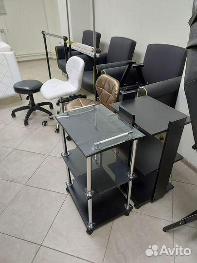 Мебель для салонов красоты