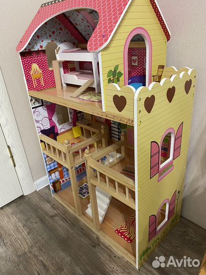 Домик кукольный